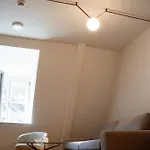 Deutsches Haus 호텔 딘클스버