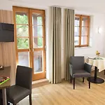 Deutsches Haus 호텔