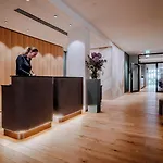 Deutsches Haus Отель Динкельсбюль
