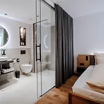 호텔 Deutsches Haus 4*