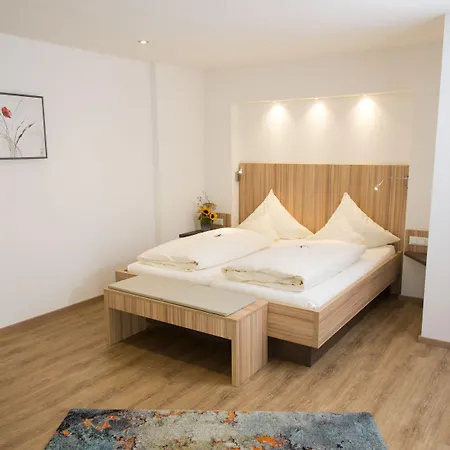 Deutsches Haus Отель 4*