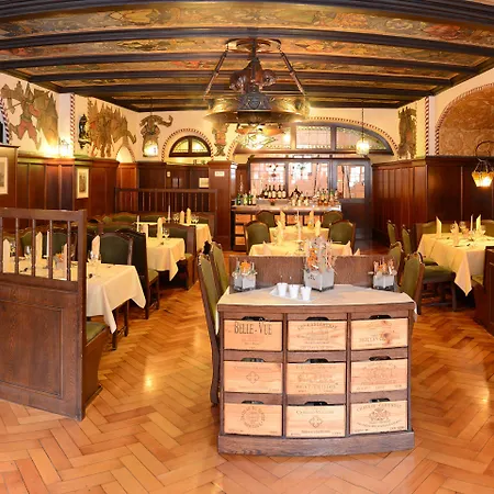Deutsches Haus Отель 4*