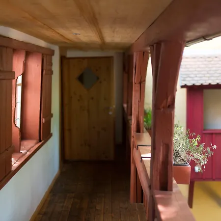 Deutsches Haus Отель