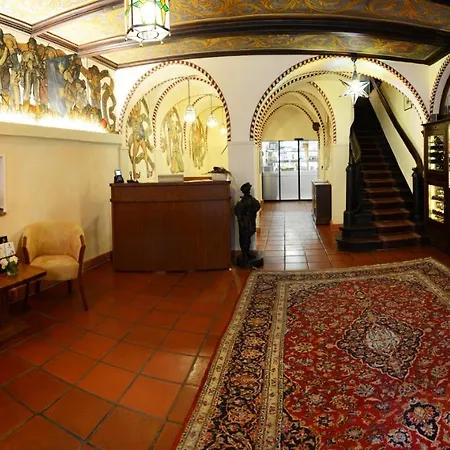 Deutsches Haus 4* Динкельсбюль